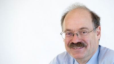 Sir Mark Walport to lead UK research funding