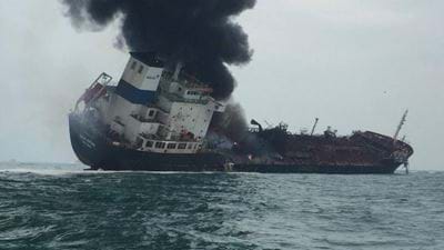 Oil tanker fire off the coast of Hong Kong kills one